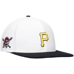 Men's Pittsburgh Pirates Pro Standard White/Black Logo Snapback Hat