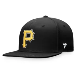 Men's Pittsburgh Pirates Fanatics Branded Black Core Snapback Hat