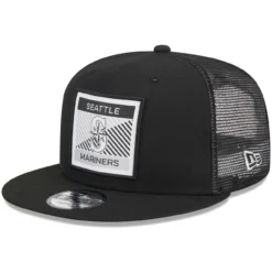 Men's Seattle Mariners New Era Black Scratch Squared Trucker 9FIFTY Snapback Hat