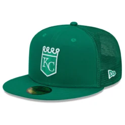 Men's Kansas City Royals New Era Green 2022 St. Patrick's Day 59FIFTY Fitted Hat